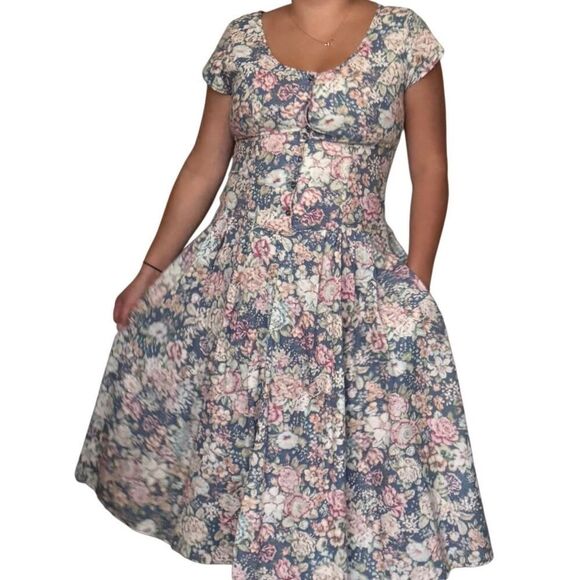 Vintage 1980’’s/90’s Alison J Cottage Core Floral Fit & Flare Midi Dress - Picture 1 of 13